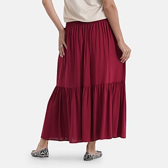 https://tjcuk.sirv.com/Products/84/8/8481514/La-Marey-Patterned-Skirt-Size-One-Size-Red_8481514_2.jpg?w=342&h=342