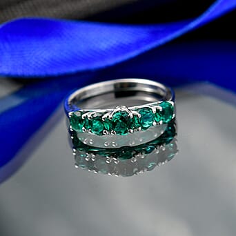 https://tjcuk.sirv.com/Products/84/8/8481550/Luxuriant-Lab-Grown-Emerald-SI-G-H-Lab-Grown-Diamond-5-Stone-Ring-in-R_8481550_2.jpg?w=342&h=342