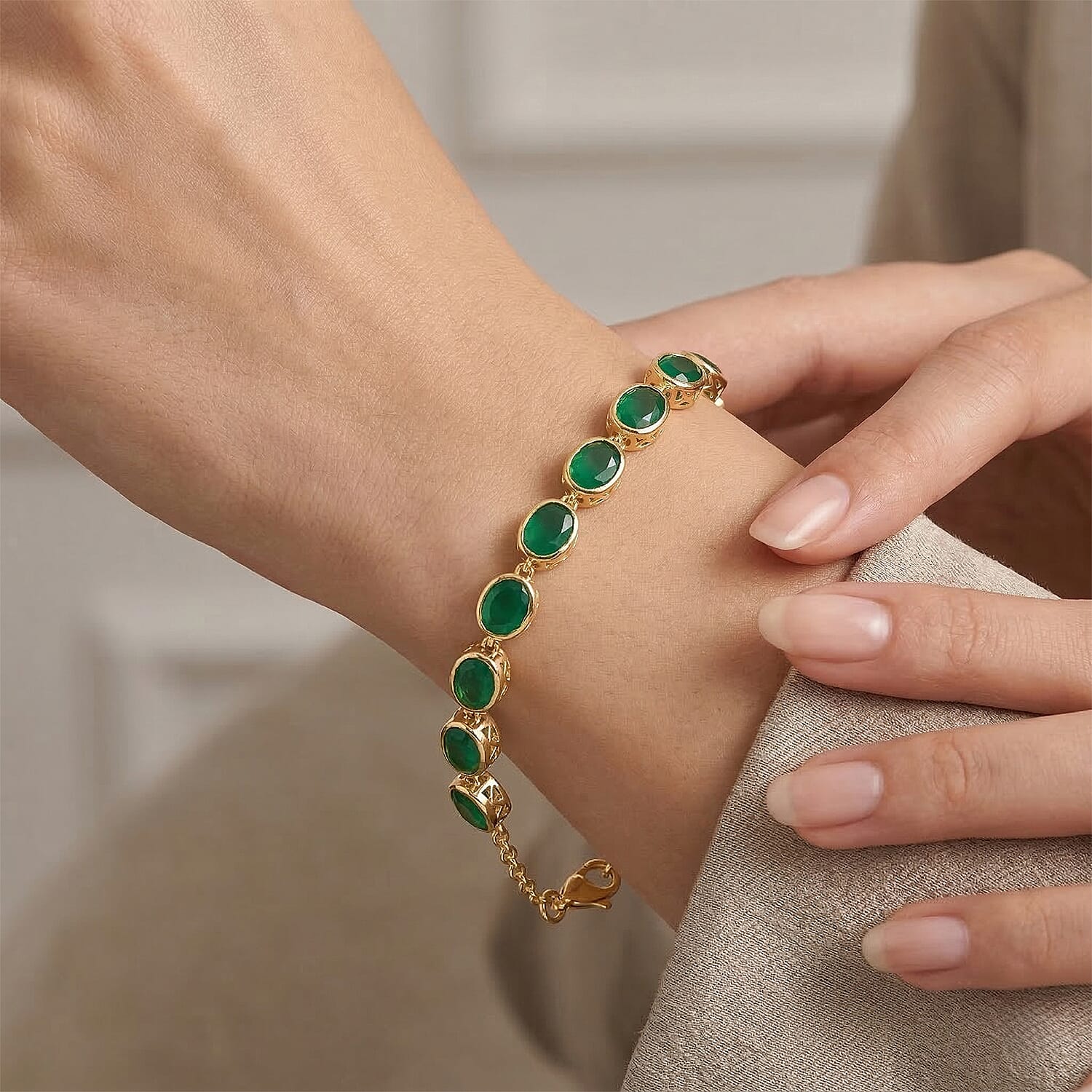 EverTrue Verde Onyx Linking Bracelet (Size - 7.5) Pure Yellow Brass  13.944  Ct.