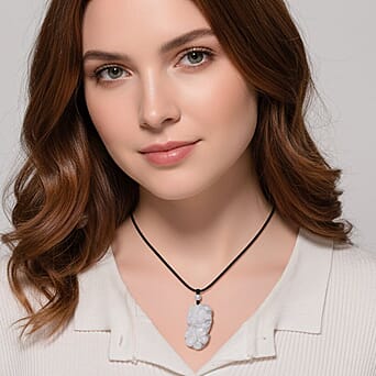 https://tjcuk.sirv.com/Products/84/8/8482331/White-Jade-Stone-Necklace-125-000-Ct_8482331_1.jpg?w=342&h=342