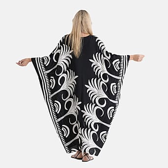 https://tjcuk.sirv.com/Products/84/8/8483281/La-Marey-Printed-Kaftan-Size-One-Size-Black_8483281_2.jpg?w=342&h=342