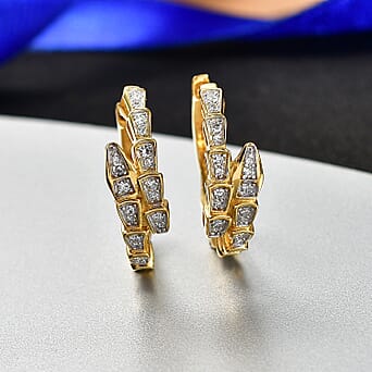 https://tjcuk.sirv.com/Products/84/8/8483389/Luxuriant-Lab-Grown-Diamond-J-Hoop-Half-Hoop-Earring-in-18K-YG-Vermeil_8483389_2.jpg?w=342&h=342