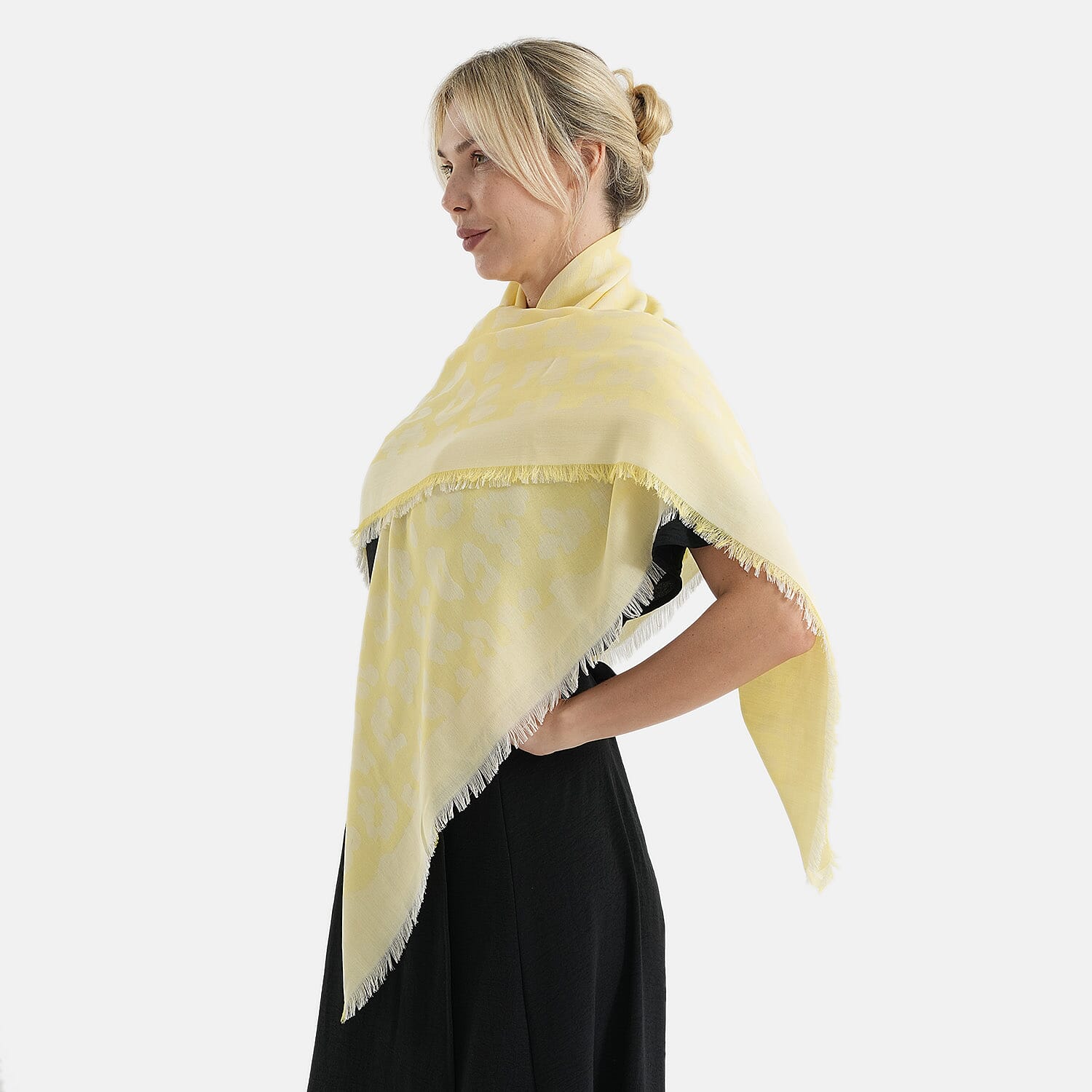 - Maisi 100% Cotton Printed Square Scarf (140 x 140 cm) - Yellow