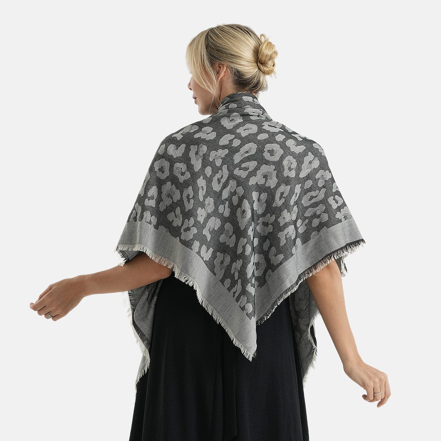 - Maisi 100% Cotton Printed Square Scarf (140 x 140 cm) - Black