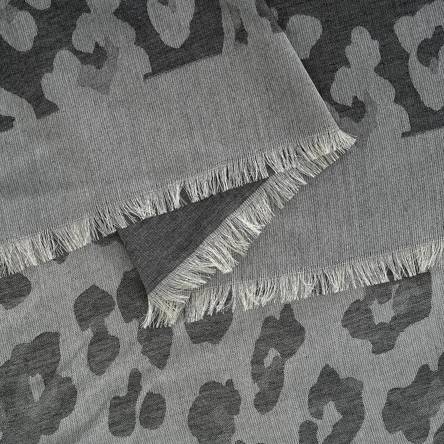 - Maisi 100% Cotton Printed Square Scarf (140 x 140 cm) - Black