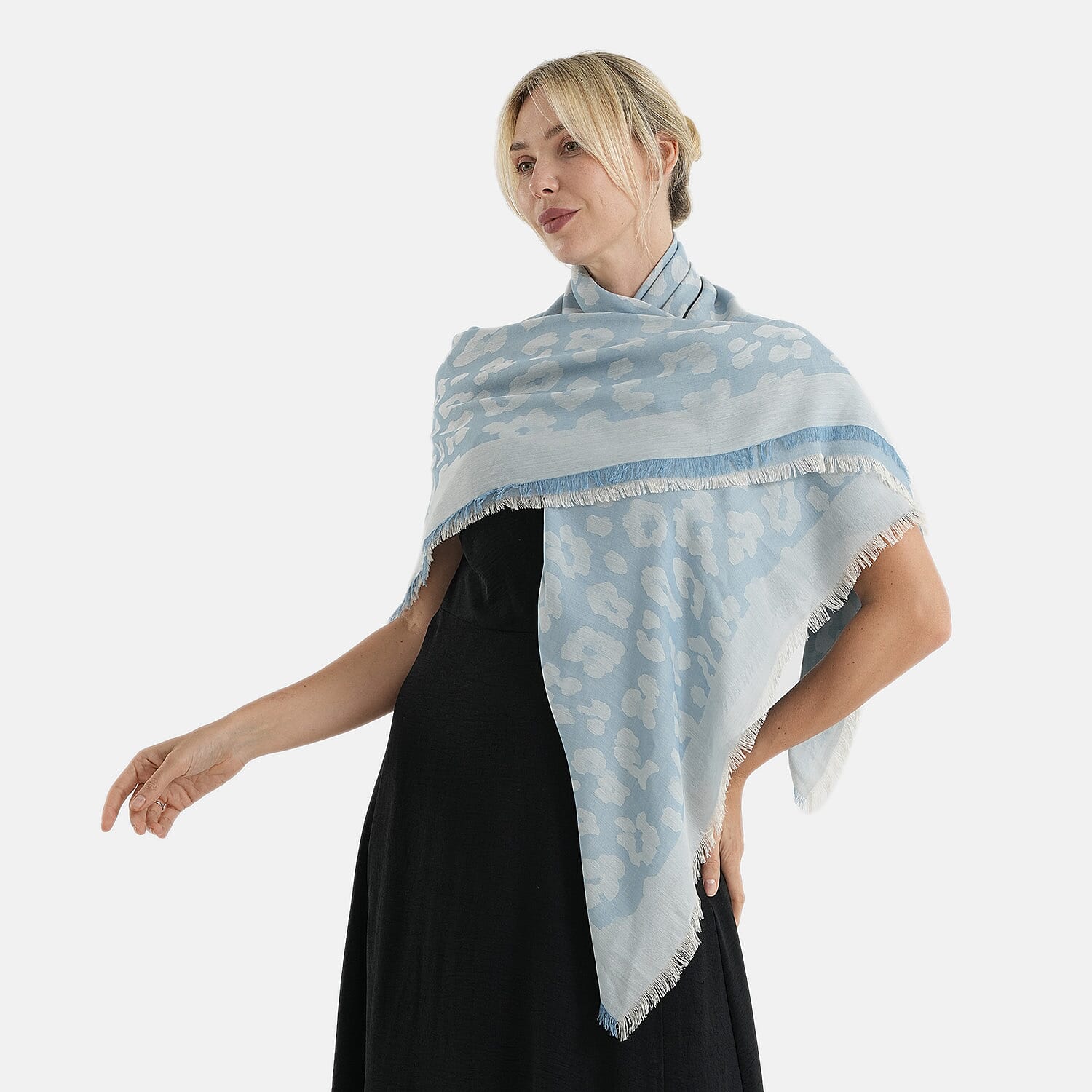 - Maisi 100% Cotton Printed Square Scarf (140 x 140 cm) - Blue
