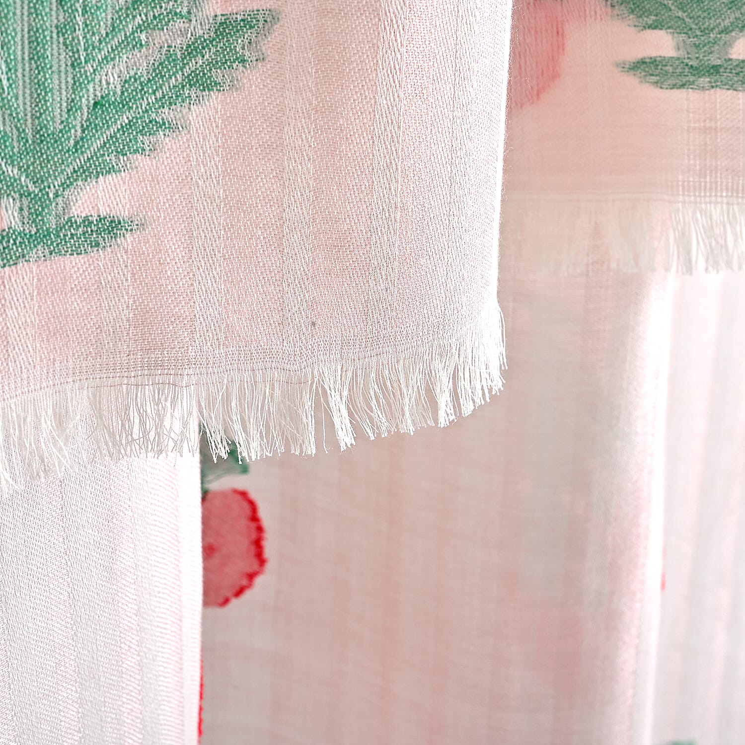 - Maisi Cotton Floral Printed Tassel Scarf (70 x 190 cm) - Pink