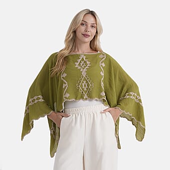 https://tjcuk.sirv.com/Products/84/8/8484141/Maisi-Patterned-Kaftan-Top-Size-One-Size-Green-Red_8484141.jpg?w=342&h=342