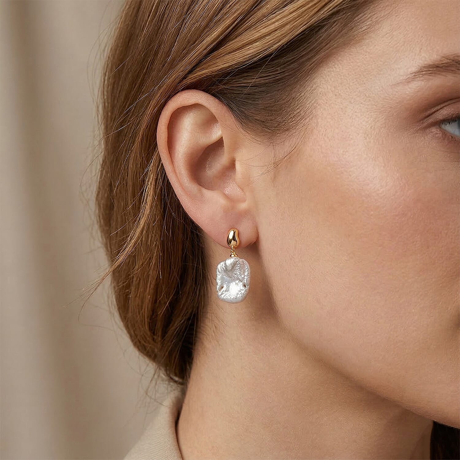 White Keshi Pearl Push Back Earring in Yellow Gold Tone 15.00 Ct.