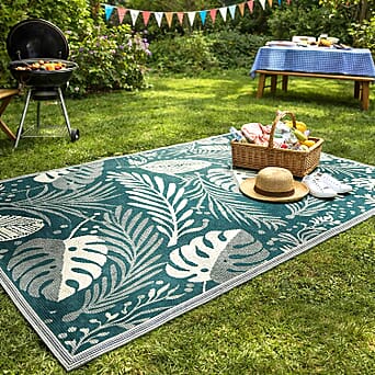 https://tjcuk.sirv.com/Products/84/8/8486087/LIVMORE-Polypropylene-Patterned-Rug-and-Door-Mat-Size-120x1-cm-Blue_8486087_1.jpg?w=342&h=342
