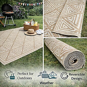 https://tjcuk.sirv.com/Products/84/8/8486144/LIVMORE-Polypropylene-Patterned-Rug-and-Door-Mat-Size-120x1-cm-White_8486144_2.jpg?w=342&h=342