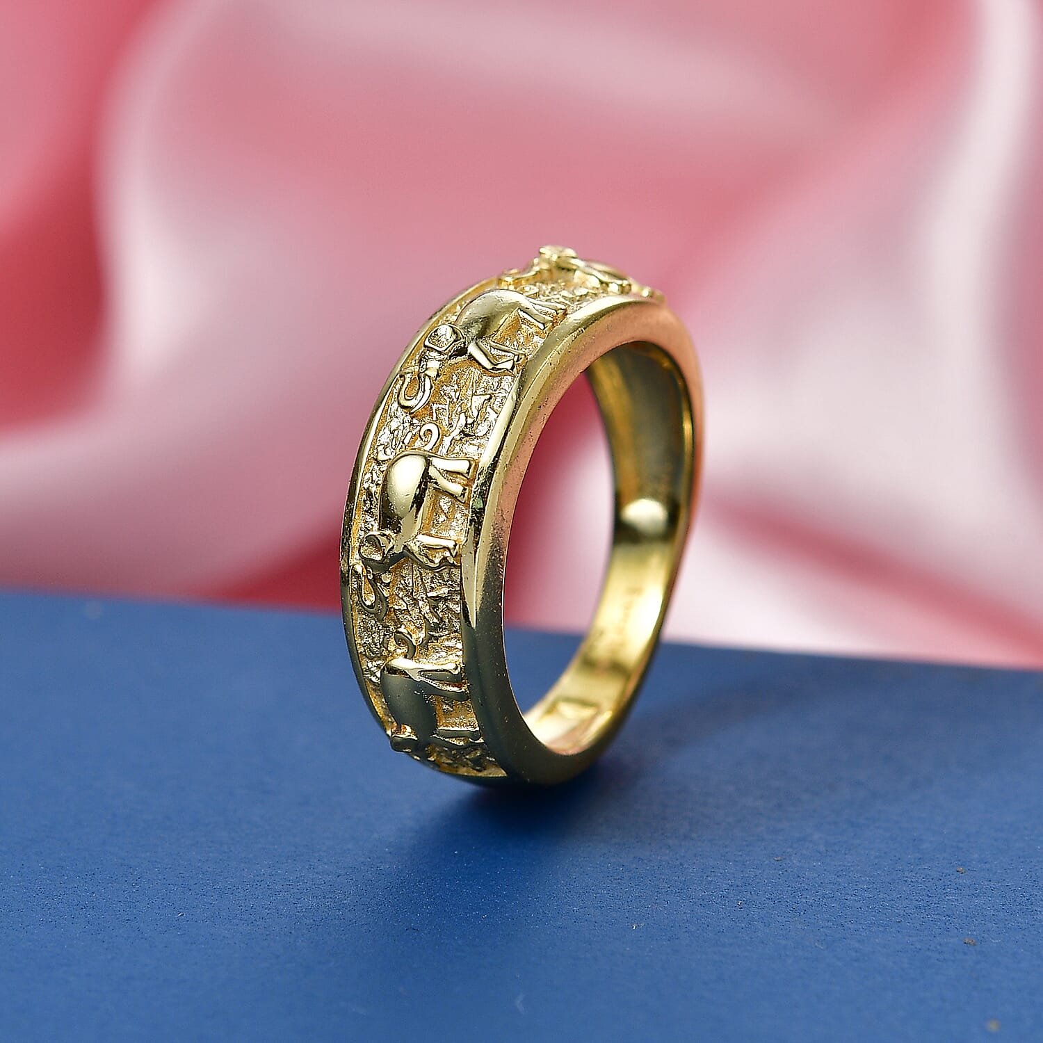 EverTrue Living Creature Ring in Yellow Gold Tone