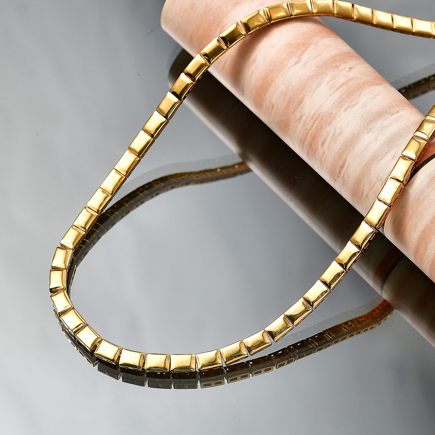 EverTrue Square Link Necklace (Size - 20) with GB Lock Box in Yellow Gold Tone