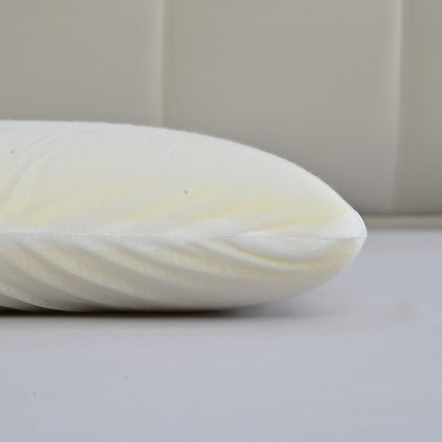 Memory Foam Aroma Lavender Infused Pillow - Breathable - Aroma Lasts 2-4 Months (Size 70x40x10 cm) - White