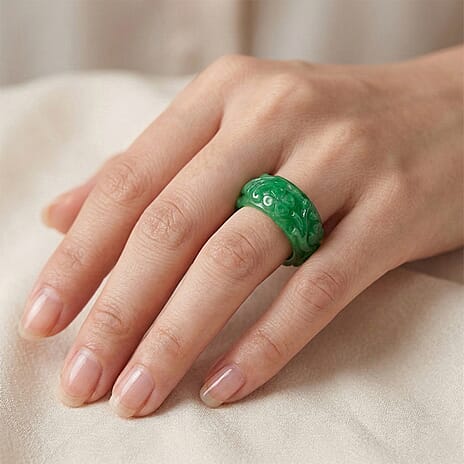 Green Jade Curving Cut Floral Band Ring 30.00 Ct.