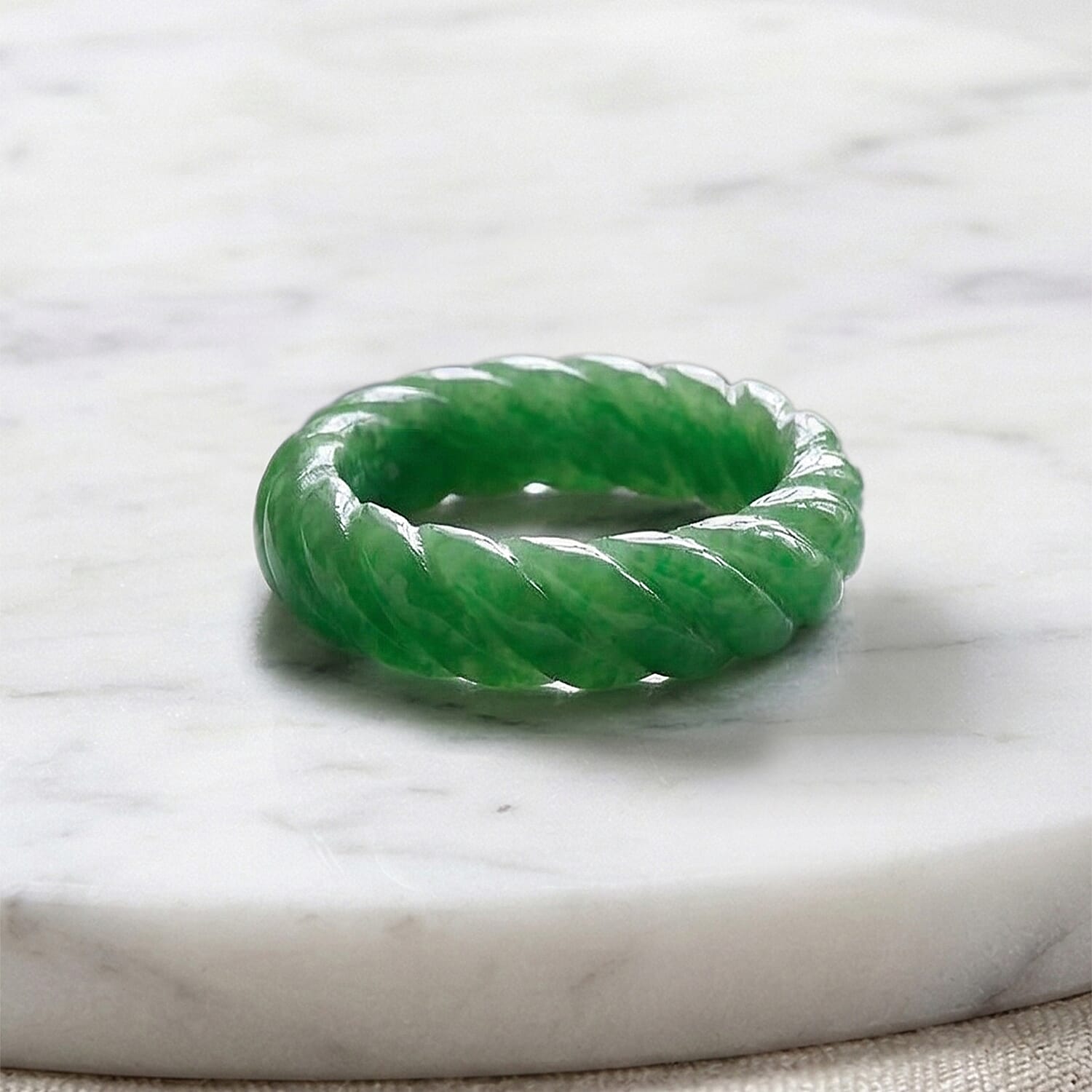 Green Jade Curving Cut Band Ring 20.00 Ct.