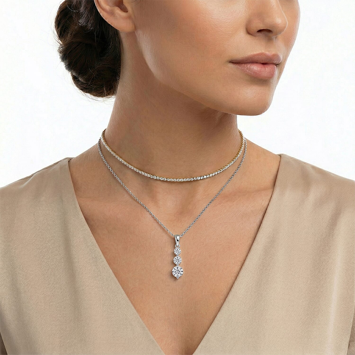 Luxuriant 9K White Gold SI-GH Lab Grown Diamond Trilogy Drop Pendant 0.50 Cts