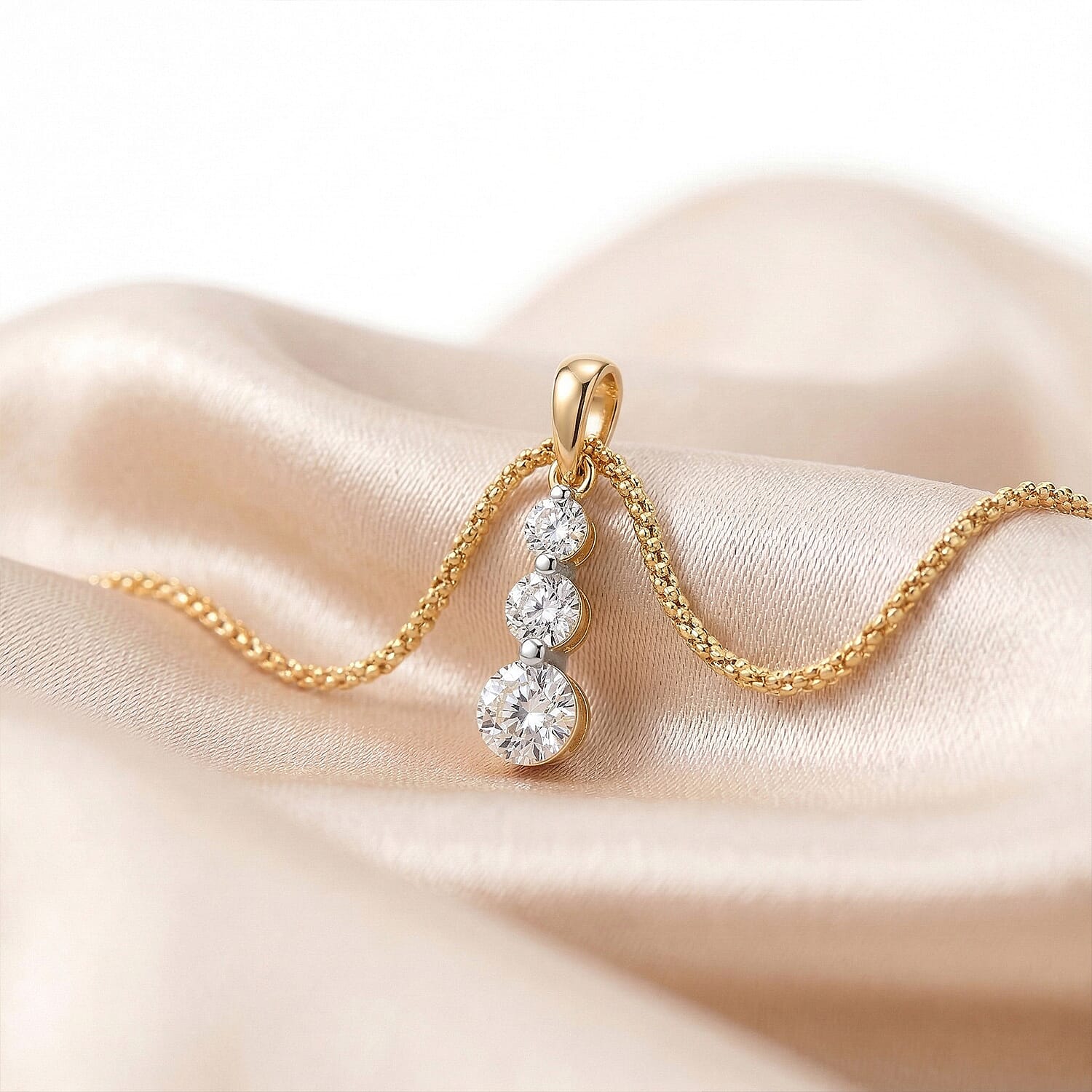 Luxuriant 9K Yellow Gold SI-GH Lab Grown Diamond Trilogy Drop Pendant 0.50 Cts