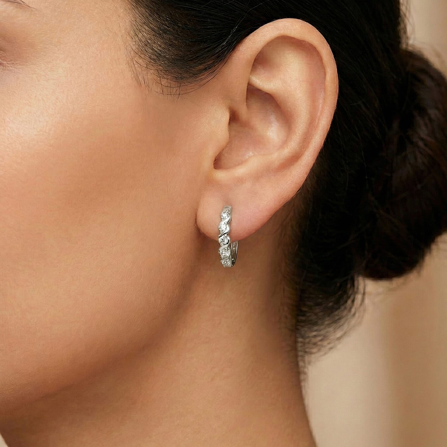 Luxuriant SI-GH Lab Grown Diamond Full Hoop Earring in Rhodium Overlay Sterling Silver