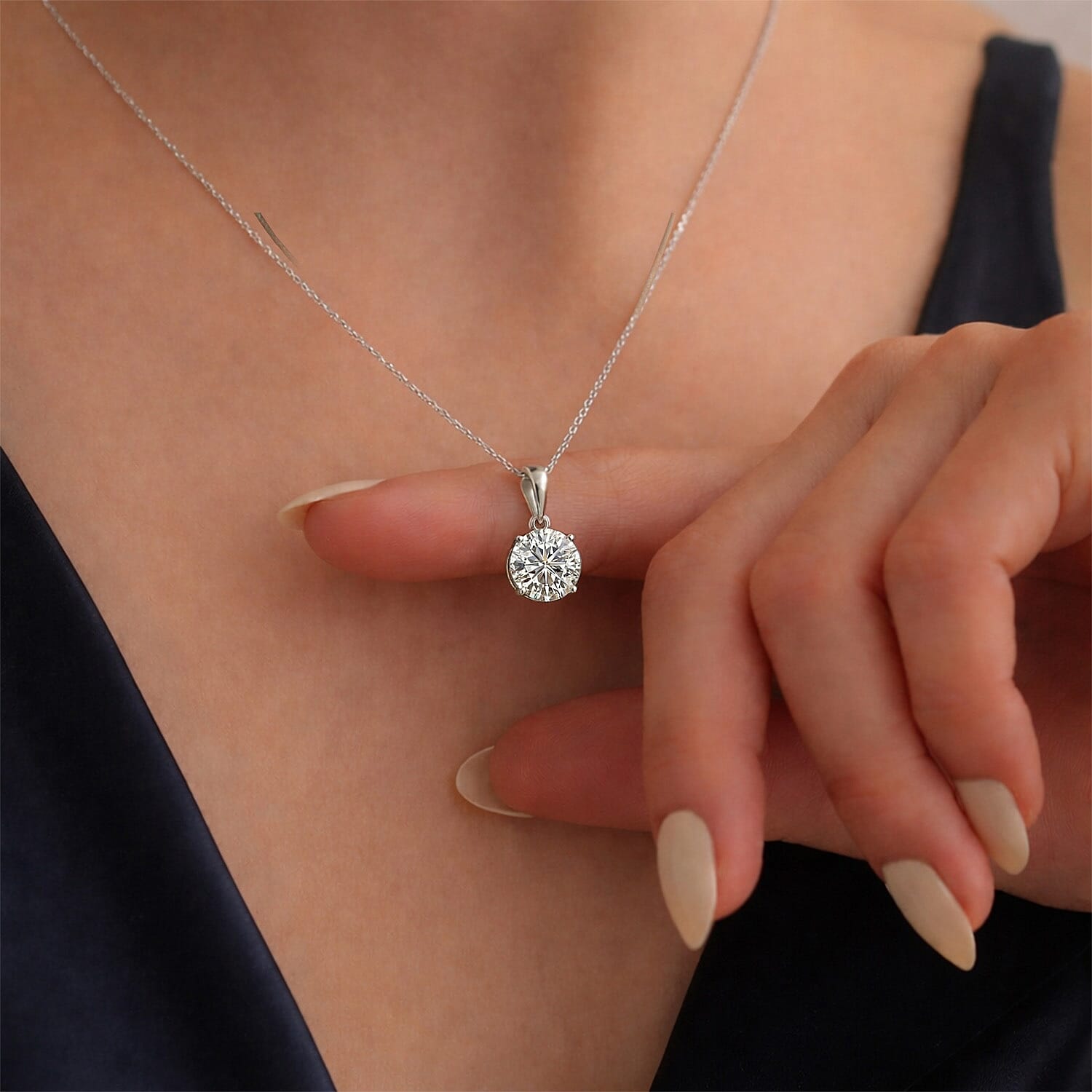 THE PERFECT DIAMOND - 950 Platinum IGI Certified Internally Flawless D Colour Lab Grown Diamond Pendant 1.03 Cts