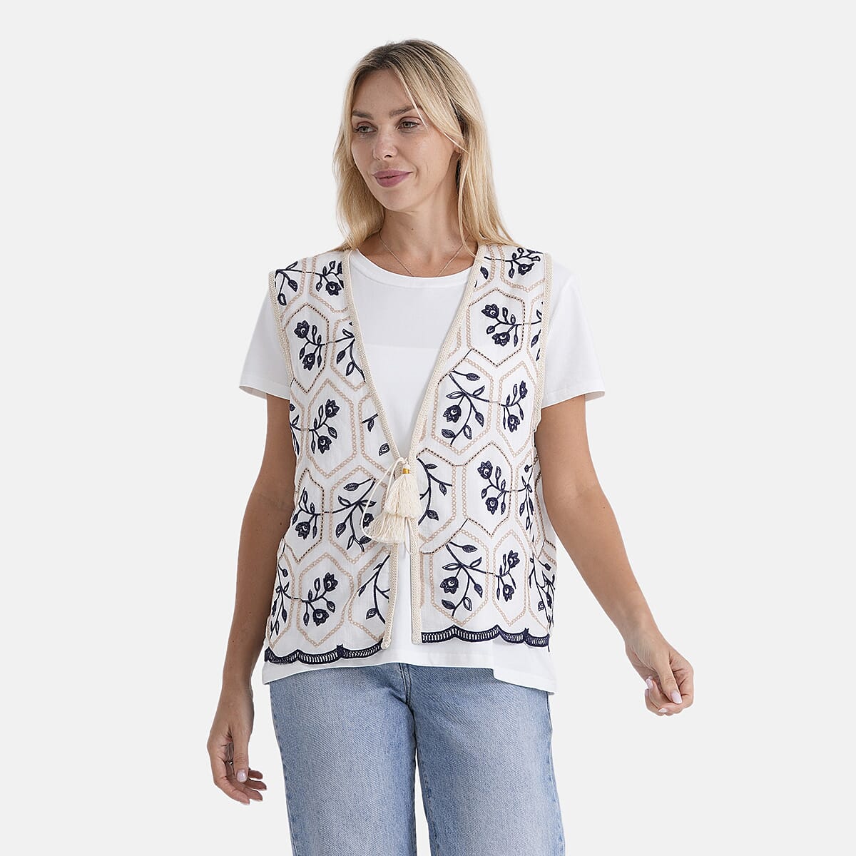 La Marey Womens Embroidered Vest (Size 18 to 20) - White