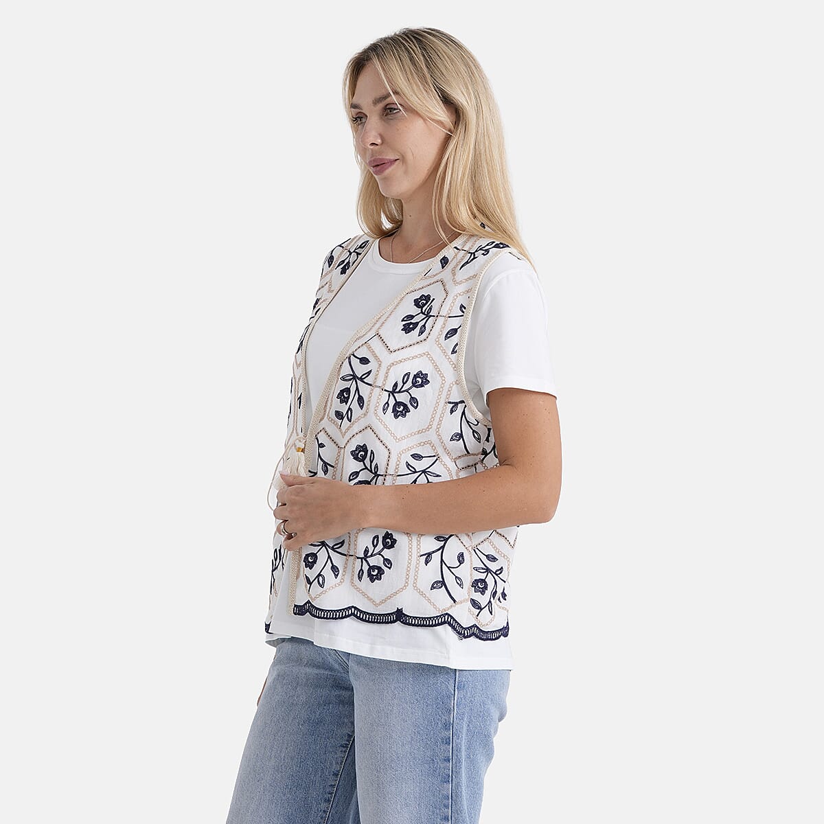 La Marey Womens Embroidered Vest (Size 18 to 20) - White