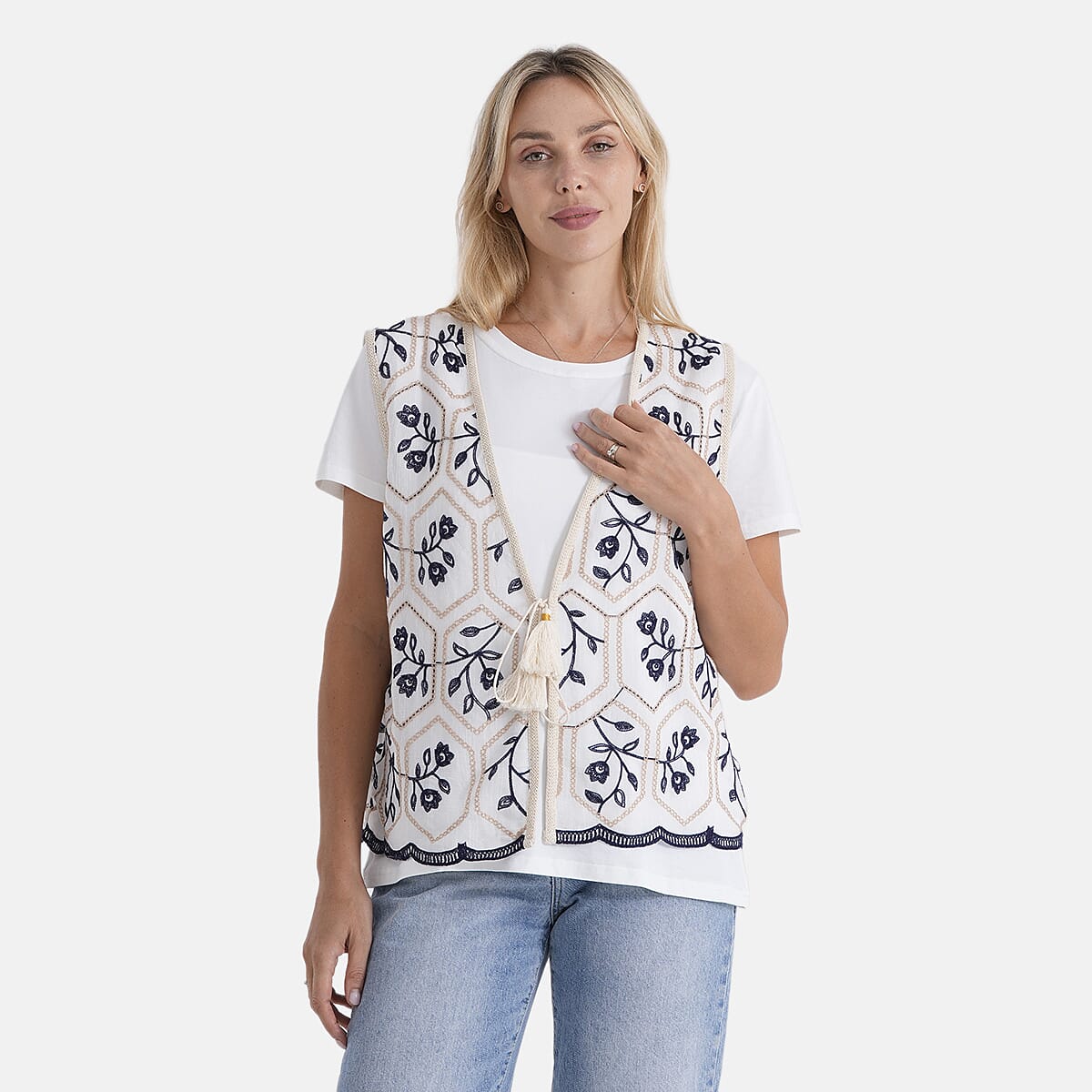 La Marey Womens Embroidered Vest (Size 18 to 20) - White