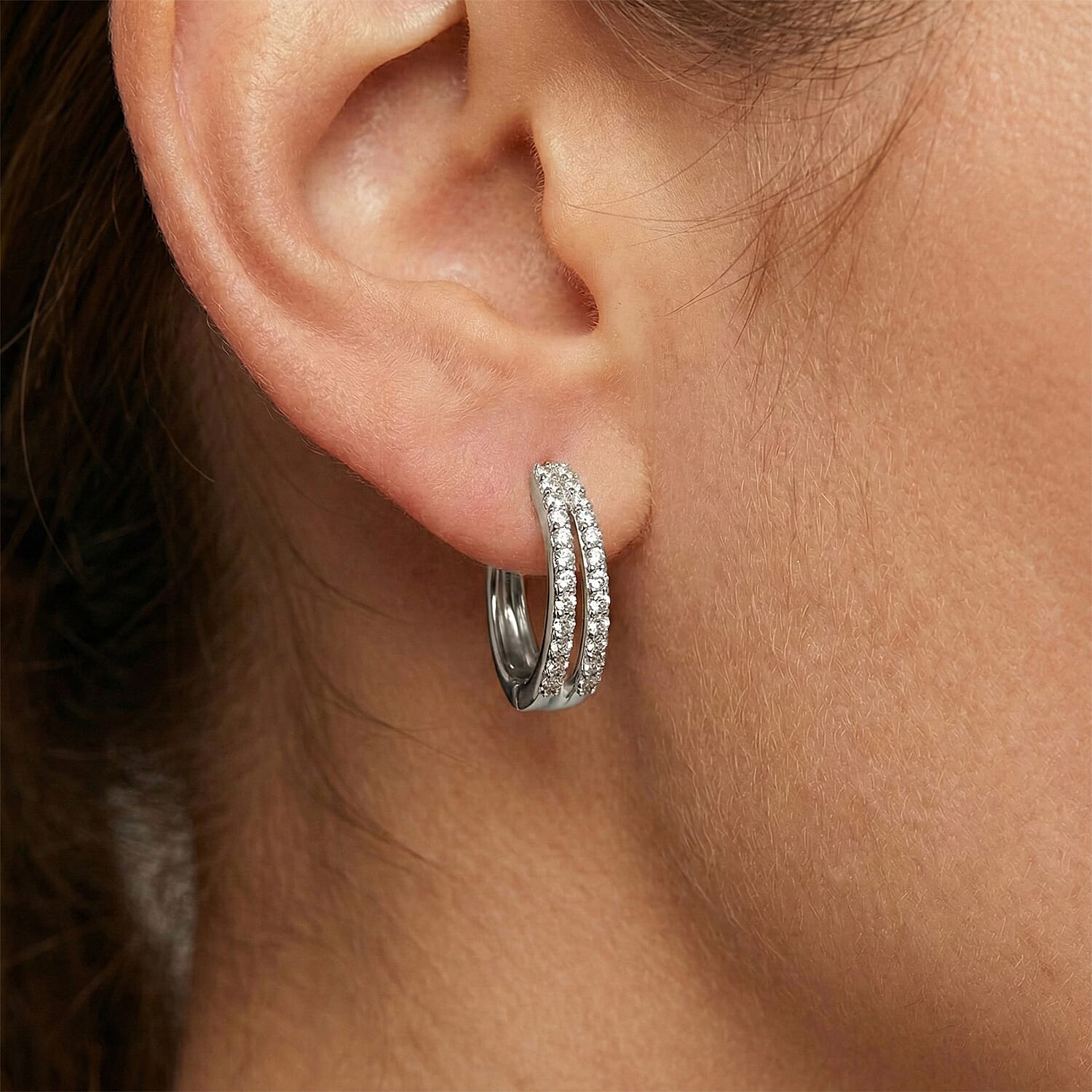 Luxuriant SI-GH Lab Grown Diamond Earring in Rhodium Overlay Sterling Silver