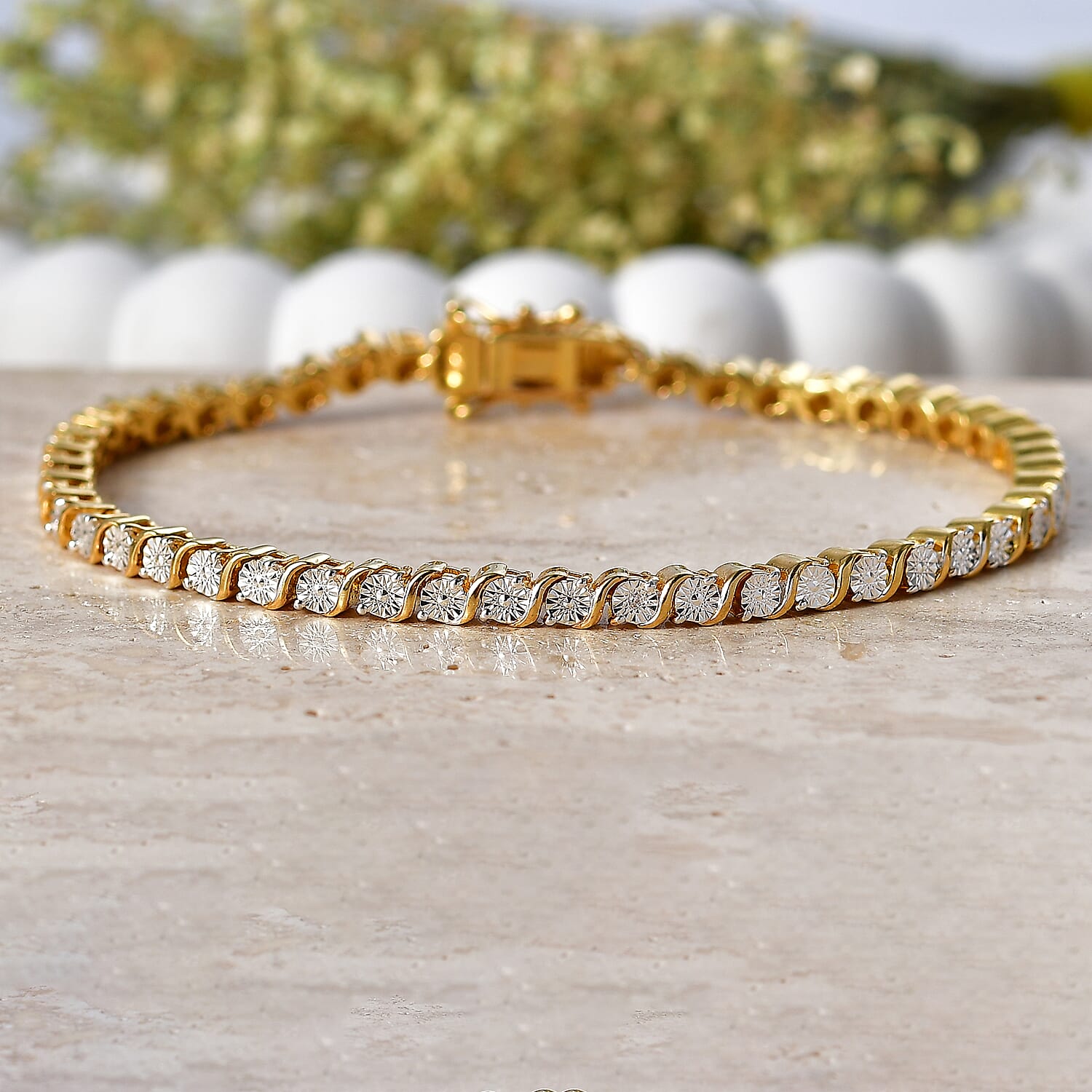 EverTrue - White Diamond Tennis Bracelet (Size - 7.5) with GB Lock Box in Yellow Gold Tone