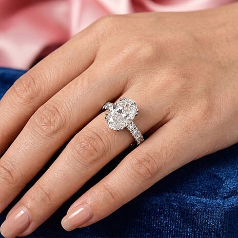 Luxuriant 950 Platinum IGI Certified VS-E-F Lab Grown Diamond Solitaire Ring 5.00 Ct, Platinum Wt. 5.64 Gms