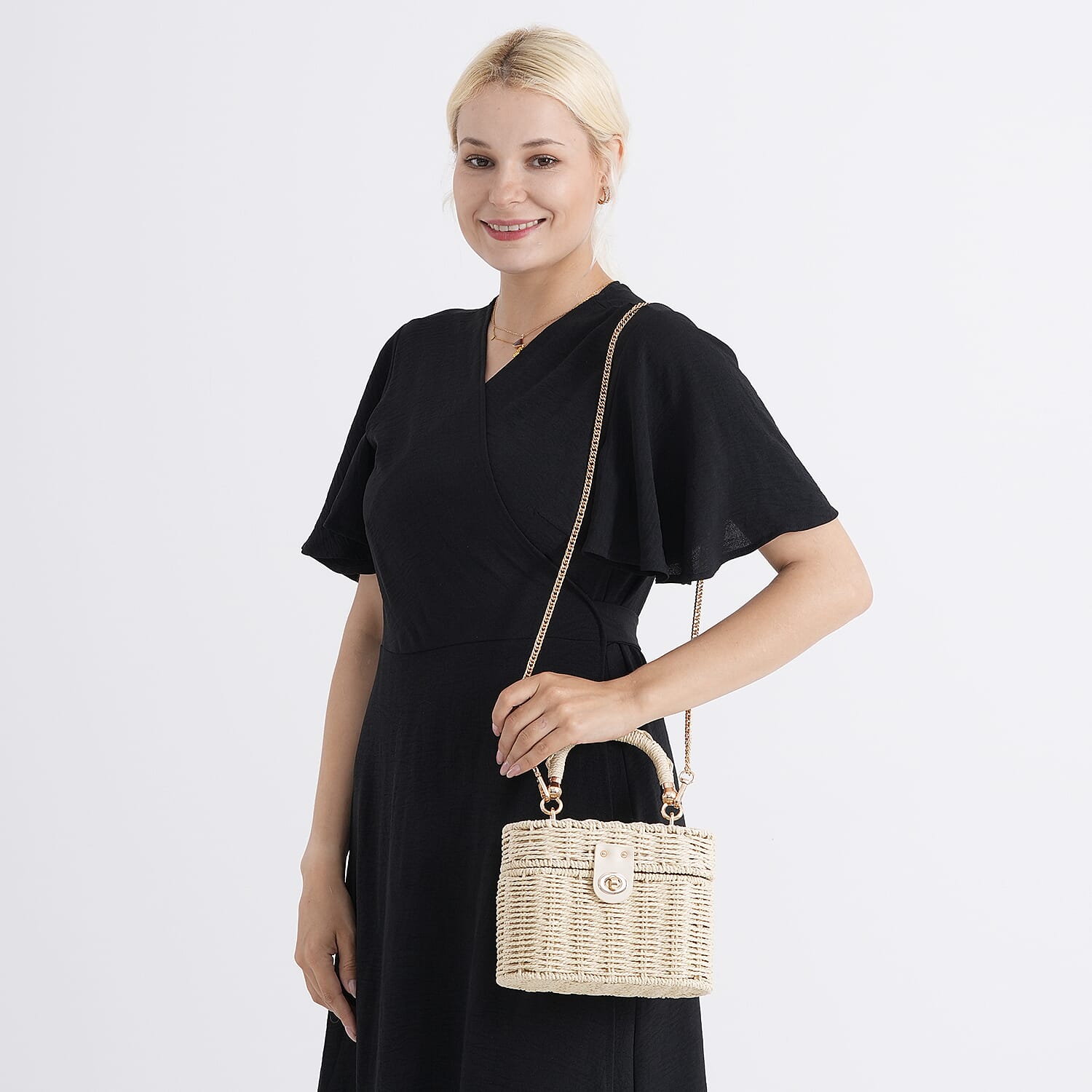 Vintage Style Straw Box Bag with Twist-Lock Clasp - Gold Chain Strap - Beige