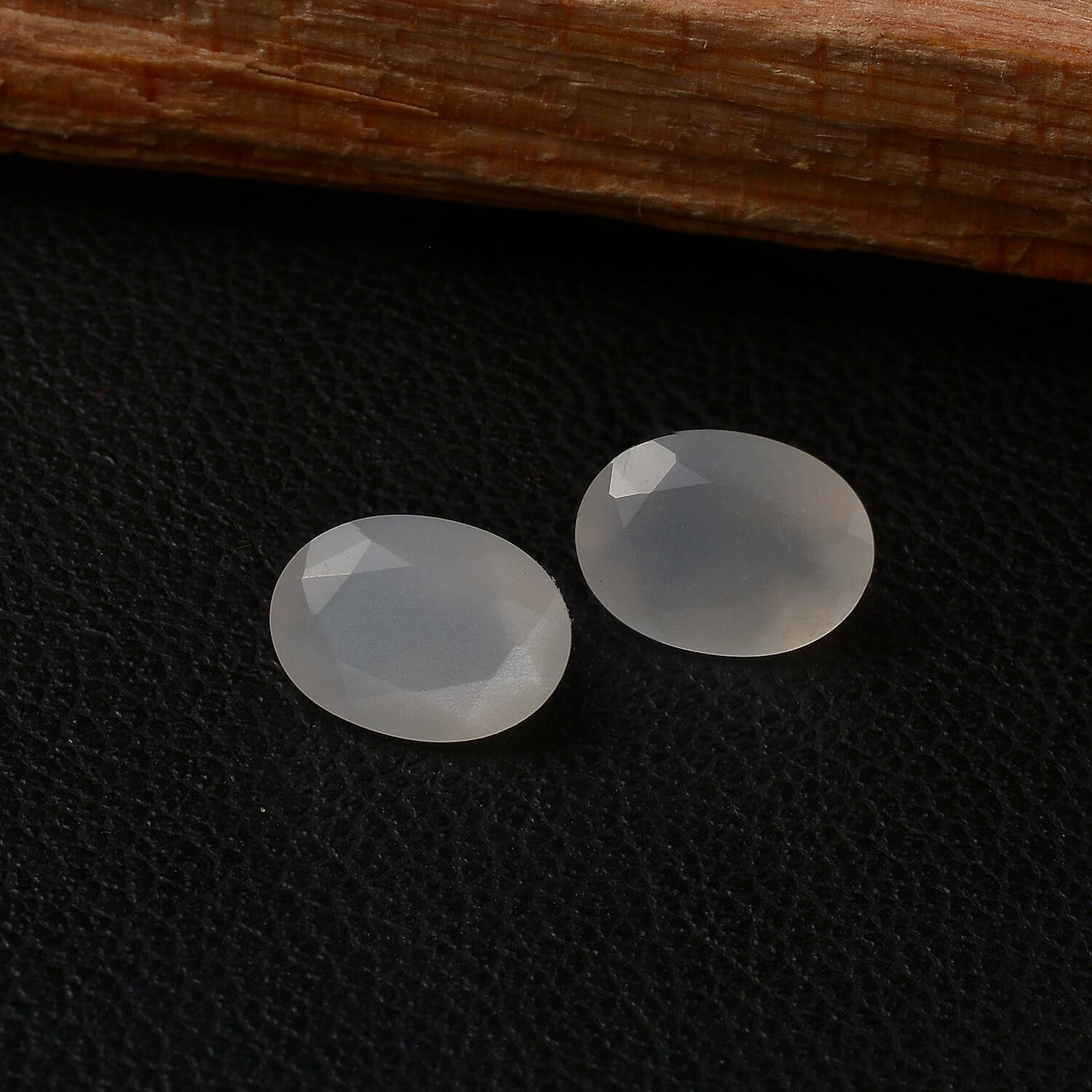 Set Of 2 White Moonstone Oval Cut Cut 8X6 mm Gemstone, 2.08 Ct