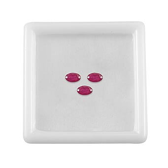 https://tjcuk.sirv.com/Products/85/0/8502059/Set-Of-3-Fissure-Filled-Ruby-Oval-Cut-Cut-5X3-mm-Gemstone-1-09-Ct_8502059_3.jpg?w=342&h=342