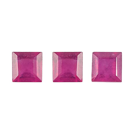 Set Of 3 Fissure Filled Ruby Square 4 mm Gemstone, 1.70 Ct