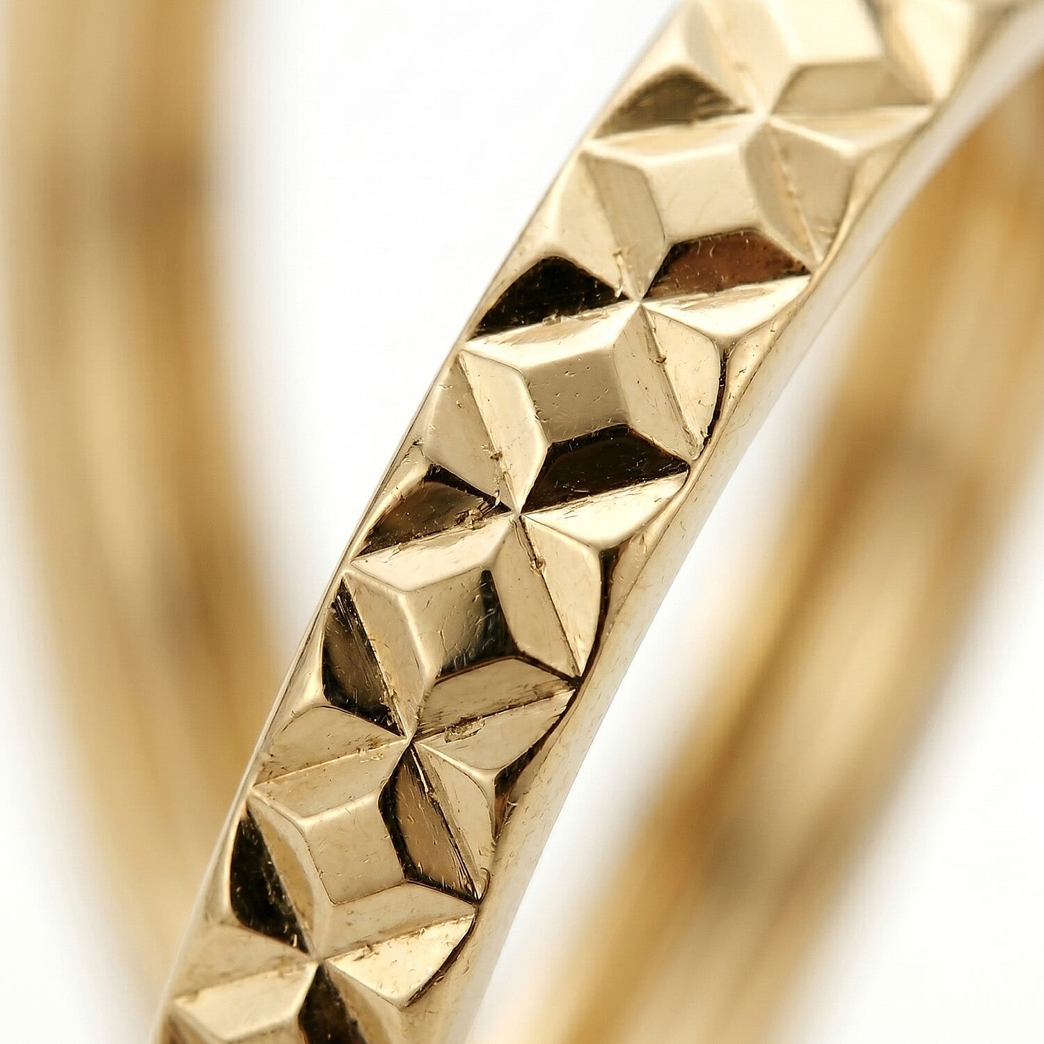 Maestro Collection - 9K Yellow Gold Diamond Cut Band Ring