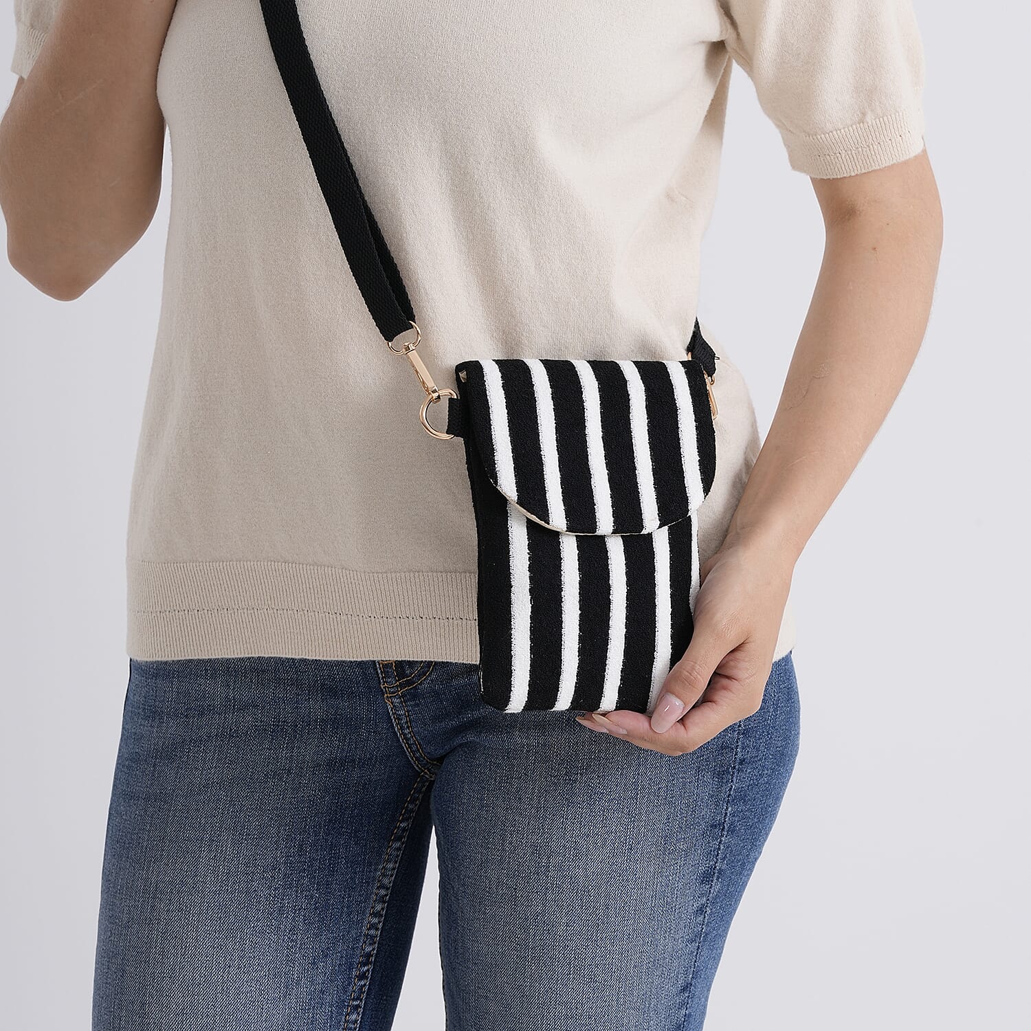 Striped Pattern Phone Sling Bag With Adjustable Shoulder Strap - Black & White