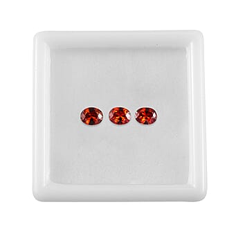 https://tjcuk.sirv.com/Products/85/0/8505940/Set-Of-3-Garnet-Cubic-Zirconia-Oval-Cut-Cut-5X4-mm-Gemstone-1-51-Ct_8505940_3.jpg?w=342&h=342