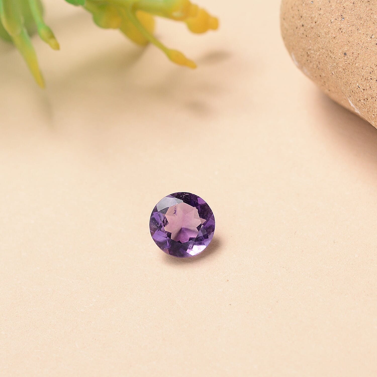 African Amethyst Round 6 mm Gemstone, 0.68 Ct