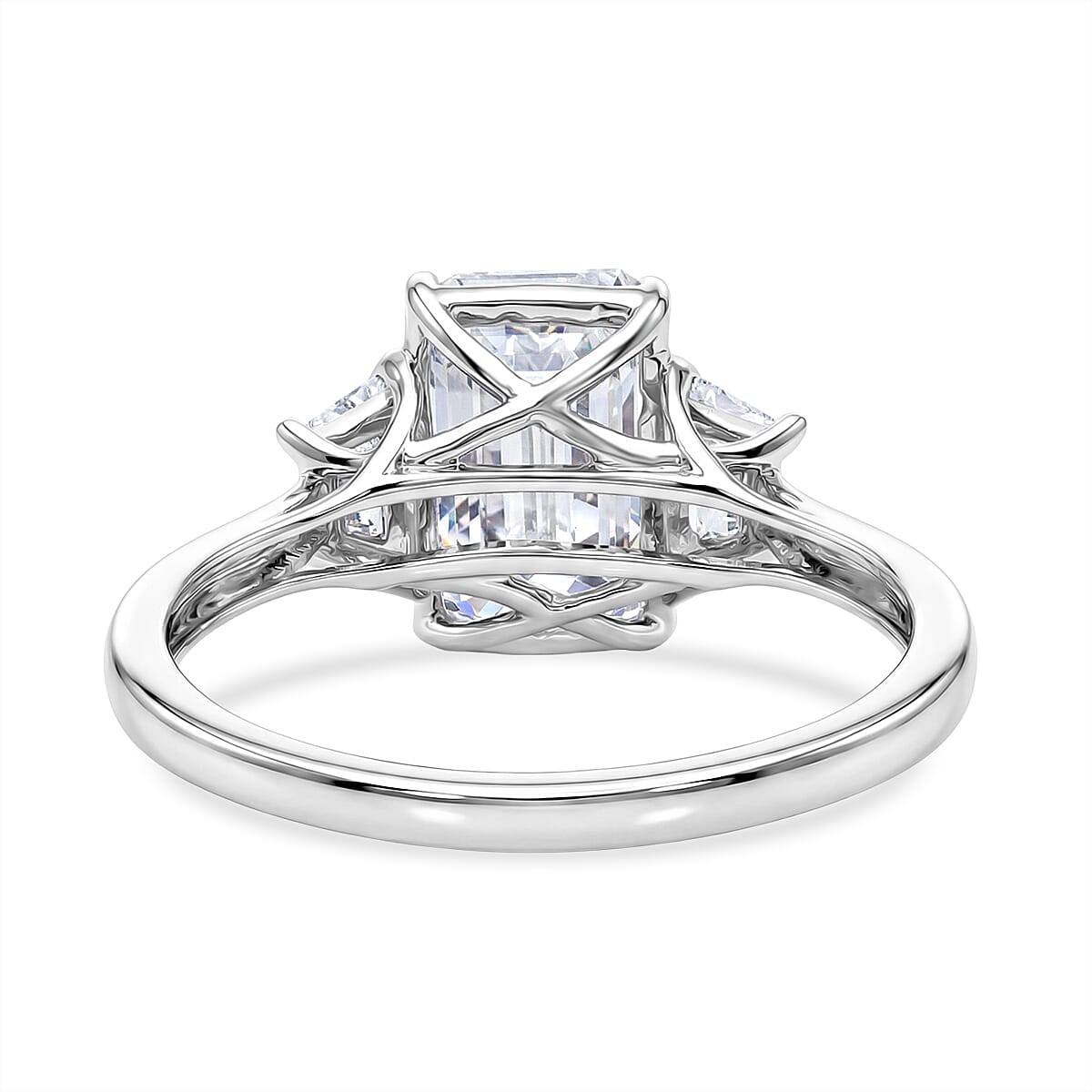Luxuriant 950 Platinum IGI Certified VS-EF Emerald Cut Lab Grown Diamond Ring 3.00 Ct, Platinum Wt. 3.60 Gms