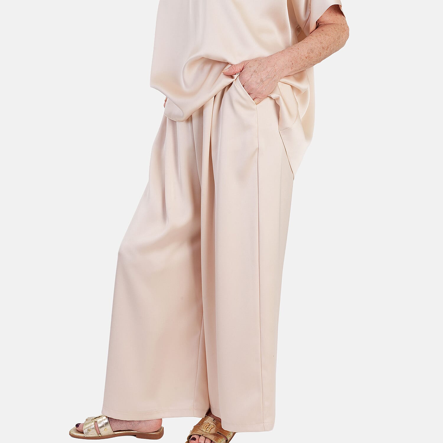 OSO Elegant Matching Top With Wide Leg Trousers Set (One Size, 10 to 18) - Champange