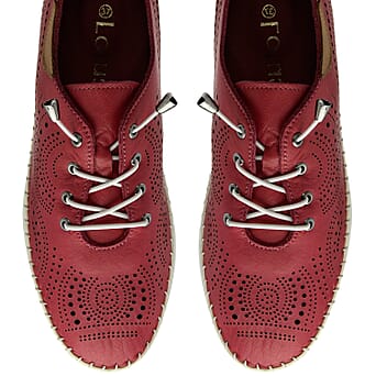 https://tjcuk.sirv.com/Products/85/1/8511286/Lotus-Womens-Leather-Tassia-Lace-Up-Shoes-Size-6-Pink_8511286_2.jpg?w=342&h=342