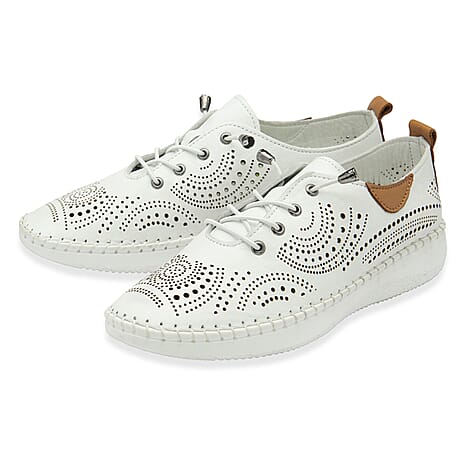 Lotus Womens Leather Tassia Lace-Up Shoes (Size 6) - White