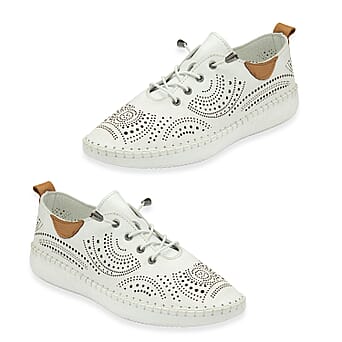 https://tjcuk.sirv.com/Products/85/1/8511298/Lotus-Womens-Leather-Tassia-Lace-Up-Shoes-Size-6-White_8511298_1.jpg?w=342&h=342
