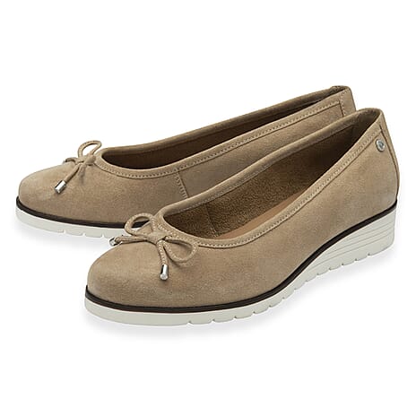Lotus Gunmetal Leather Fernanda Low Wedge Ballerina Pumps (Size 6) - Natural