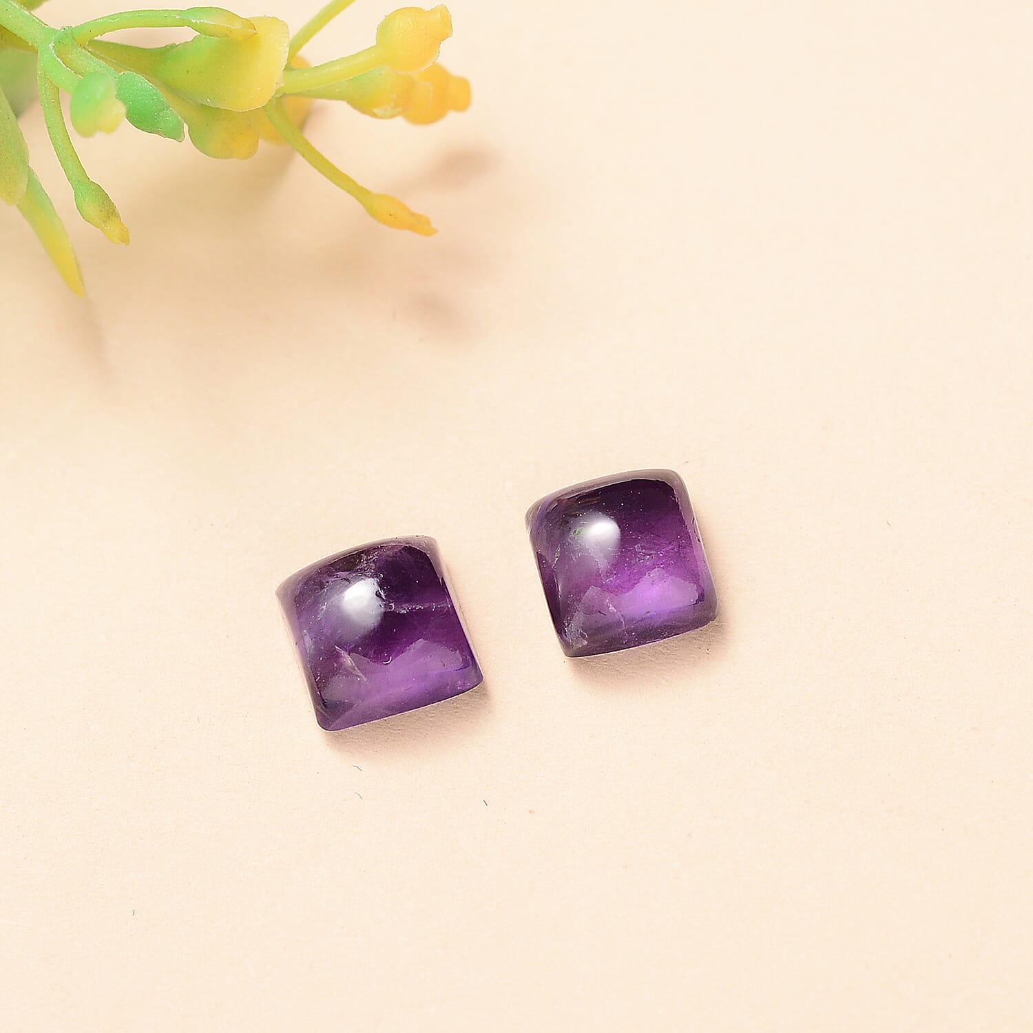 Set Of 2 African Amethyst Square 7 mm Gemstone, 4.55 Ct