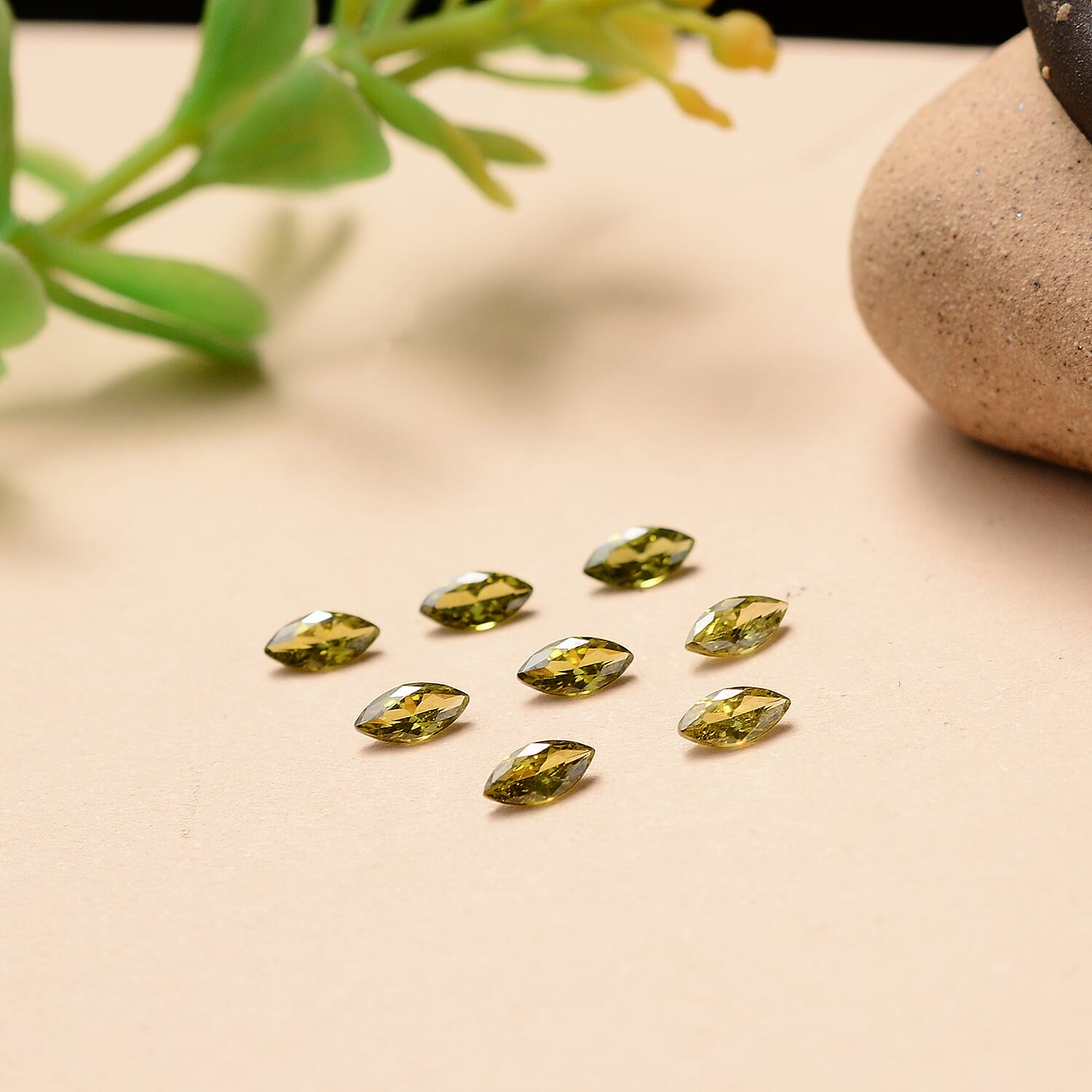 Set Of 8 Peridot Cubic Zirconia Marquee 5X2.5 mm Gemstone, 1.68 Ct