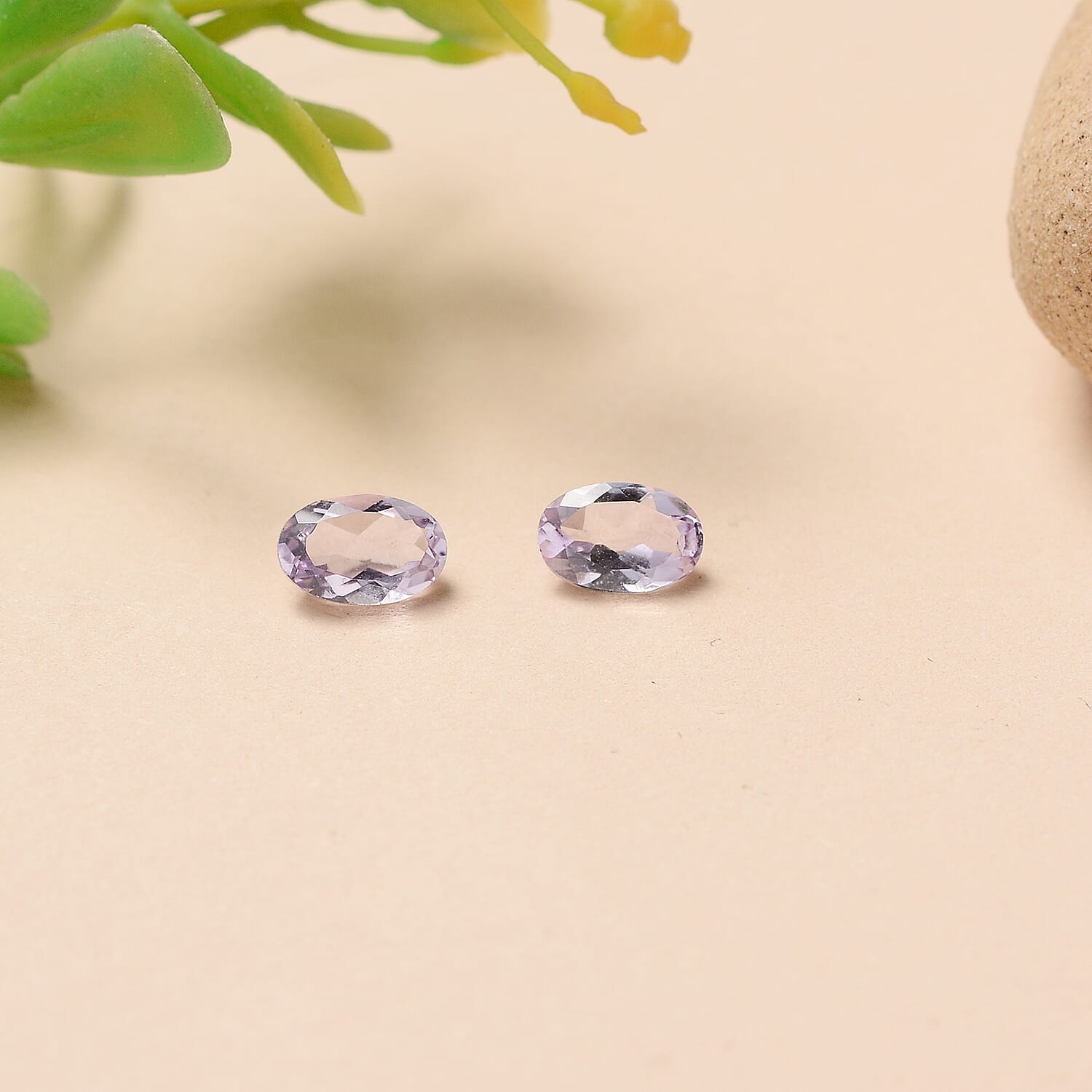 Set Of 2 Pink Amethyst Oval Cut Cut 6X4 mm Gemstone, 0.85 Ct