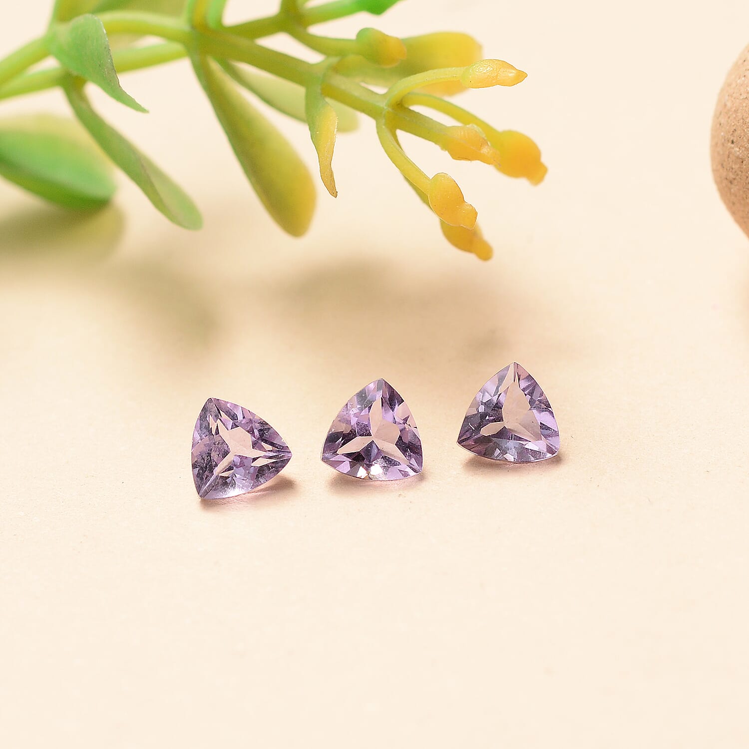 Set Of 3 Pink Amethyst Trillion 5 mm Gemstone, 1.15 Ct