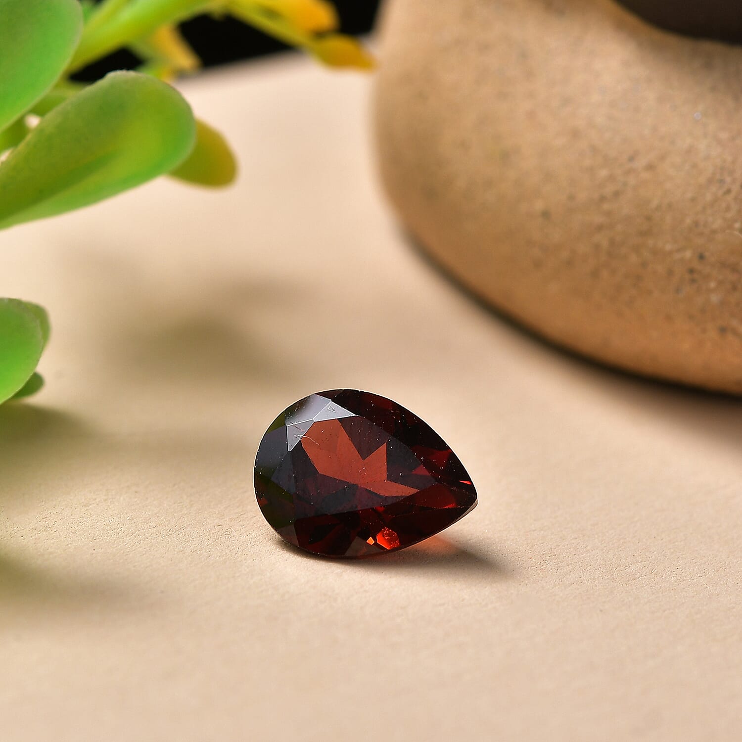 Red Garnet Pear 10X8 mm Gemstone, 2.56 Ct