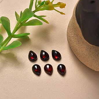 https://tjcuk.sirv.com/Products/85/1/8511552/Set-Of-6-Red-Garnet-Pear-7X5-mm-Gemstone-6-58-Ct_8511552_1.jpg?w=342&h=342